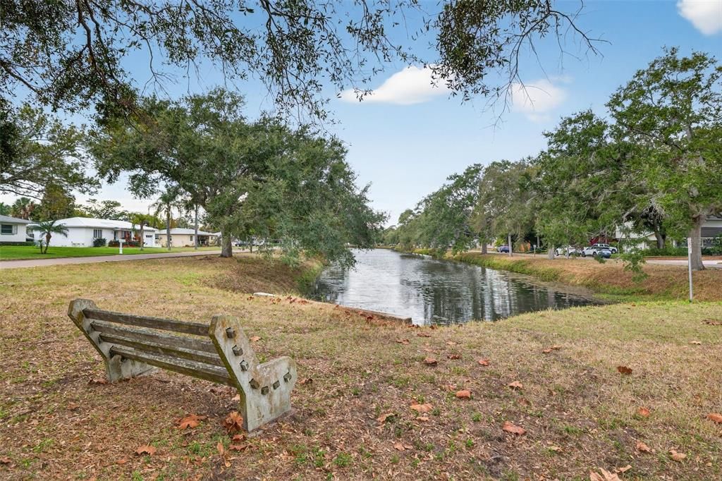 На продажу: $544,900 (5 спален, 3 ванн, 2291 Квадратных фут)