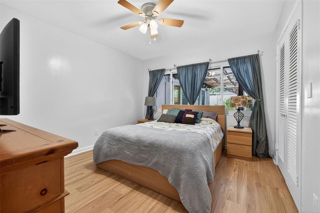 На продажу: $544,900 (5 спален, 3 ванн, 2291 Квадратных фут)