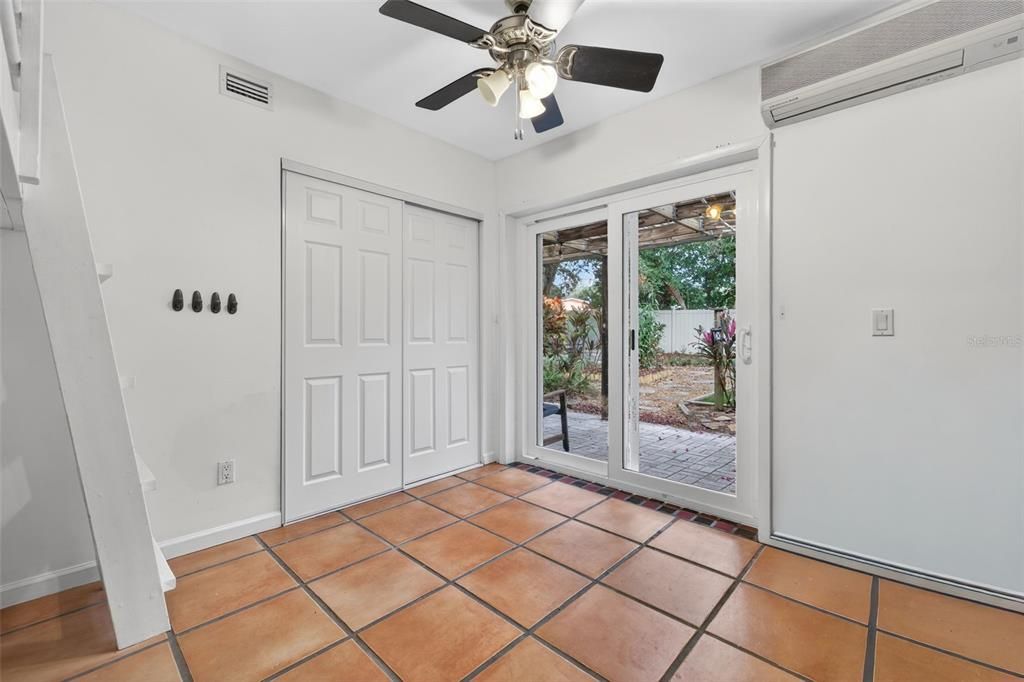 На продажу: $544,900 (5 спален, 3 ванн, 2291 Квадратных фут)