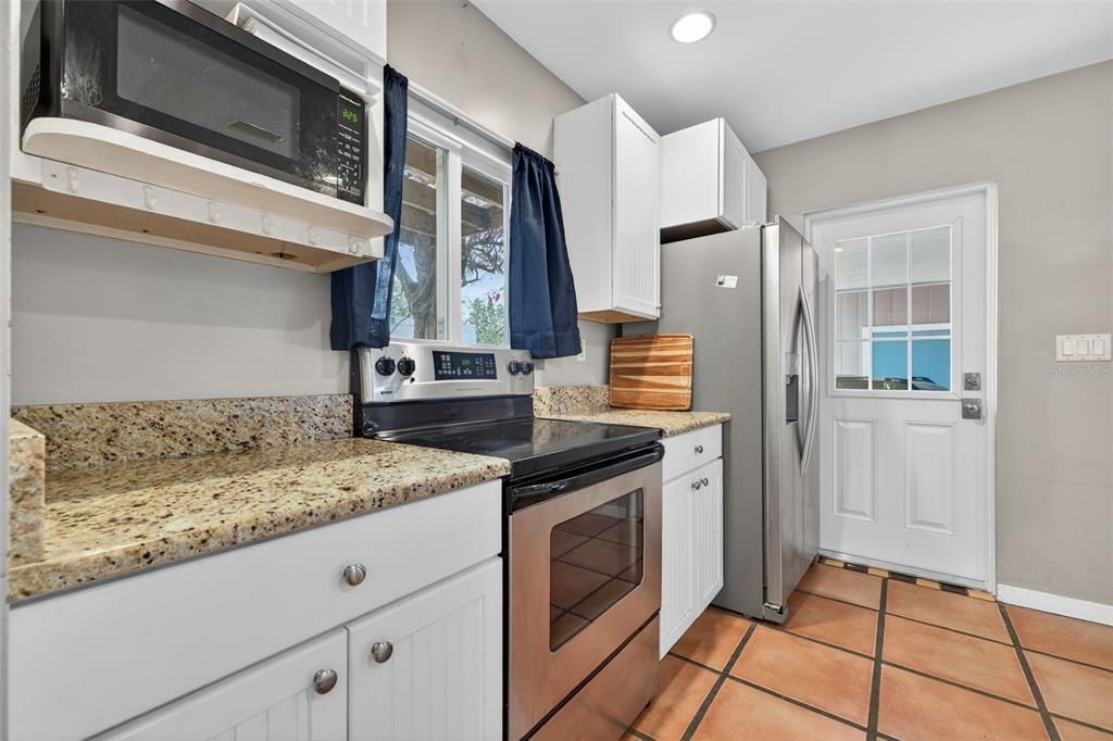 На продажу: $544,900 (5 спален, 3 ванн, 2291 Квадратных фут)