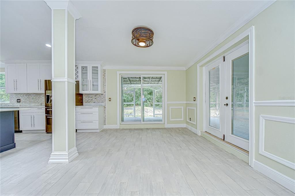 待售: $575,000 (6 贝兹, 4 浴室, 2975 平方英尺)