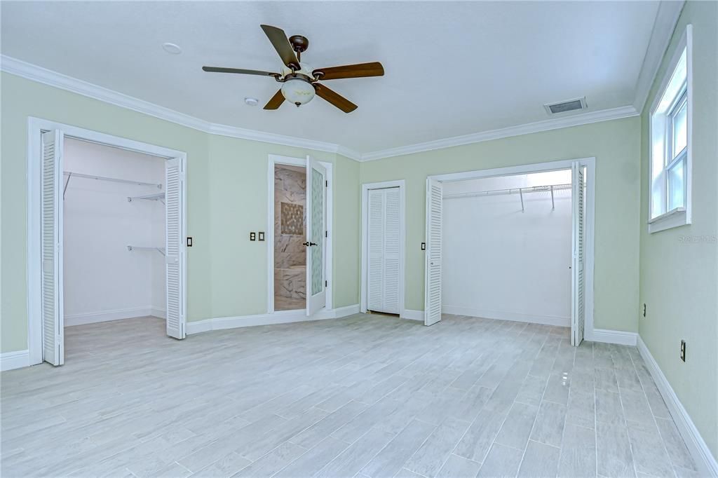 待售: $575,000 (6 贝兹, 4 浴室, 2975 平方英尺)