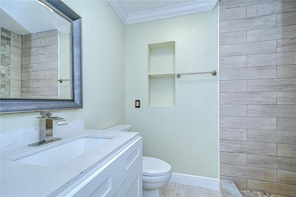 待售: $575,000 (6 贝兹, 4 浴室, 2975 平方英尺)