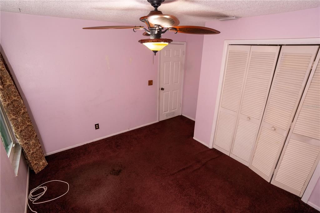 For Sale: $219,900 (2 beds, 2 baths, 1296 Square Feet)