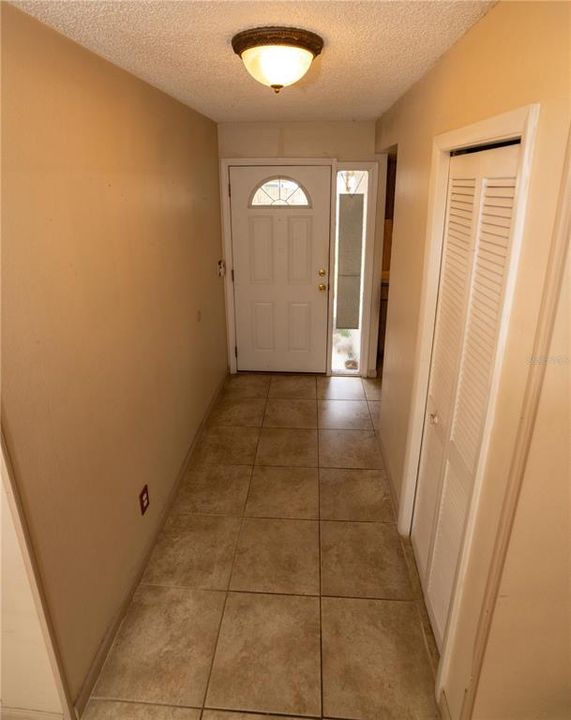 For Sale: $219,900 (2 beds, 2 baths, 1296 Square Feet)