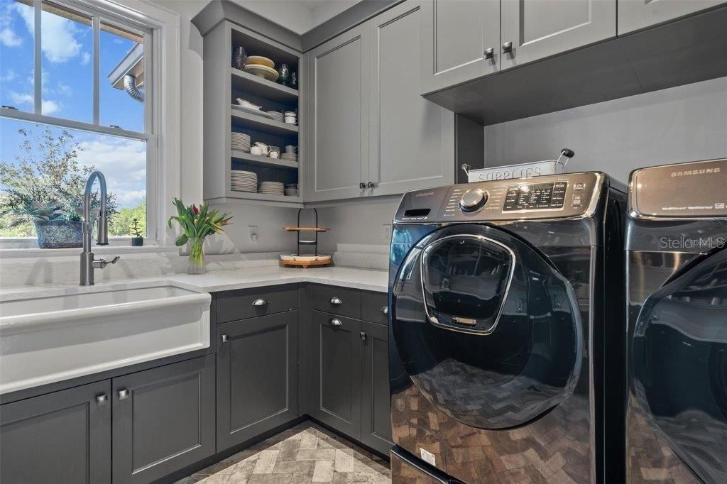 En Venta: $4,950,000 (3 camas, 3 baños, 2888 Pies cuadrados)