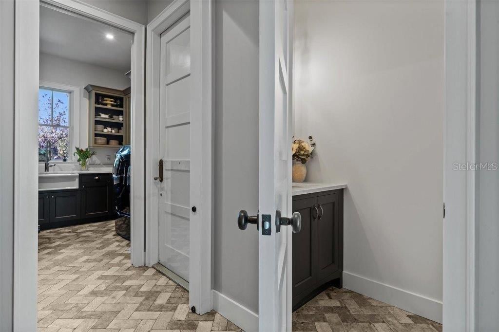 En Venta: $4,950,000 (3 camas, 3 baños, 2888 Pies cuadrados)