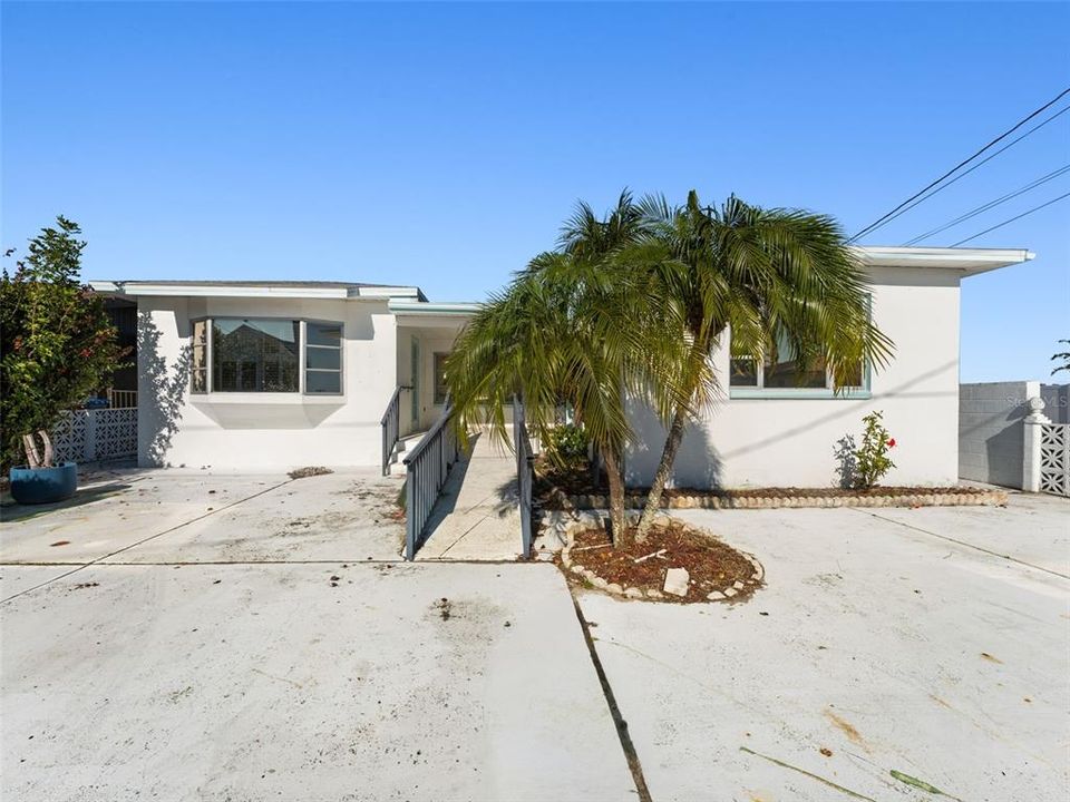 En Venta: $750,000 (3 camas, 3 baños, 1654 Pies cuadrados)