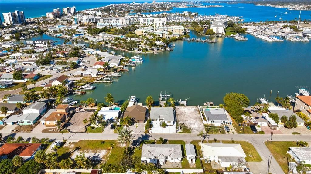 En Venta: $750,000 (3 camas, 3 baños, 1654 Pies cuadrados)