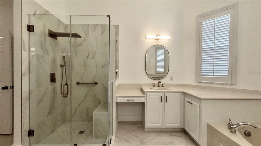 En Renta: $2,295 (2 camas, 2 baños, 2038 Pies cuadrados)