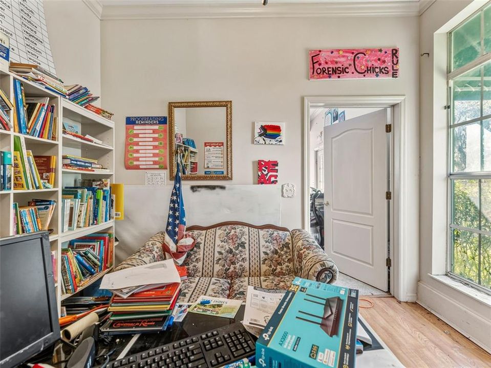 待售: $599,000 (5 贝兹, 4 浴室, 4744 平方英尺)