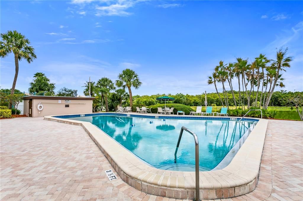 出租: $2,500 (2 贝兹, 2 浴室, 1120 平方英尺)