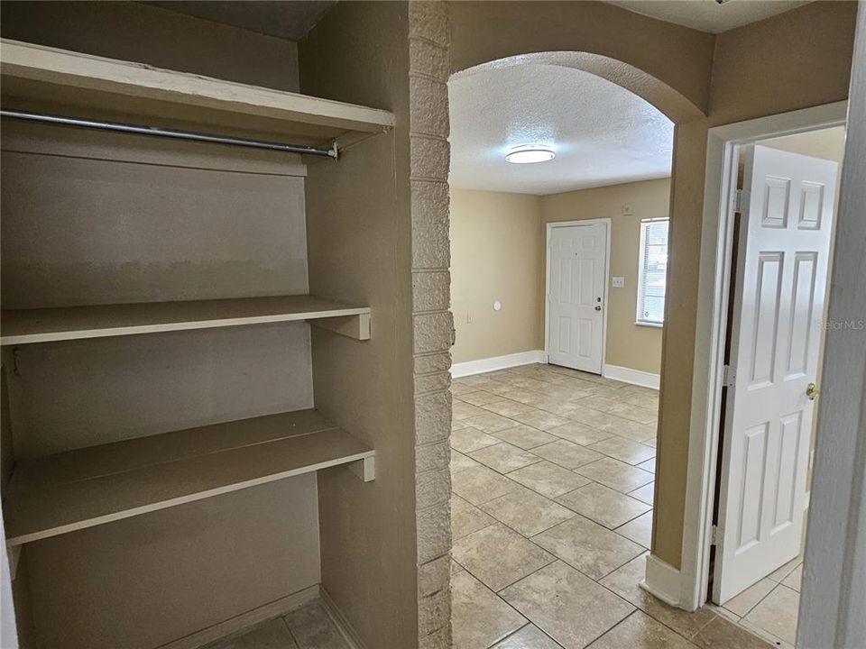 En Renta: $2,145 (3 camas, 2 baños, 948 Pies cuadrados)