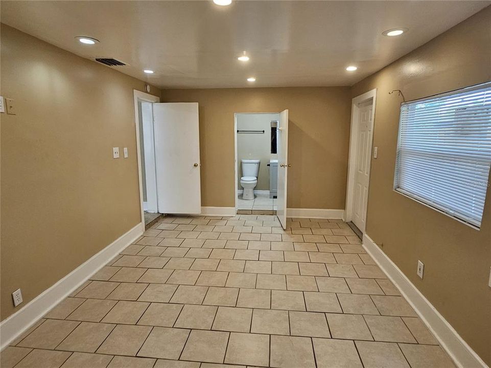 En Renta: $2,145 (3 camas, 2 baños, 948 Pies cuadrados)