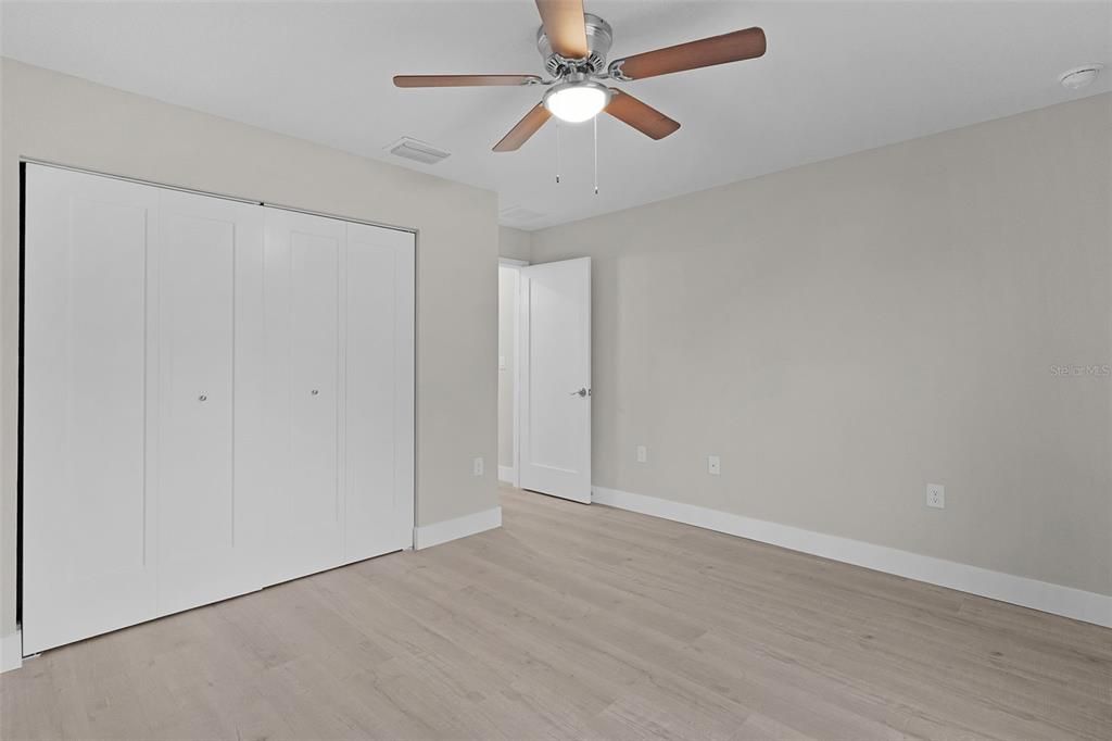 Active With Contract: $264,900 (3 beds, 2 baths, 1448 Square Feet)