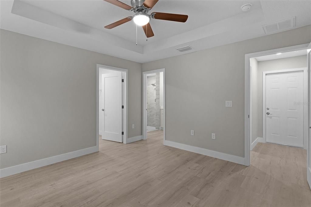 Active With Contract: $264,900 (3 beds, 2 baths, 1448 Square Feet)