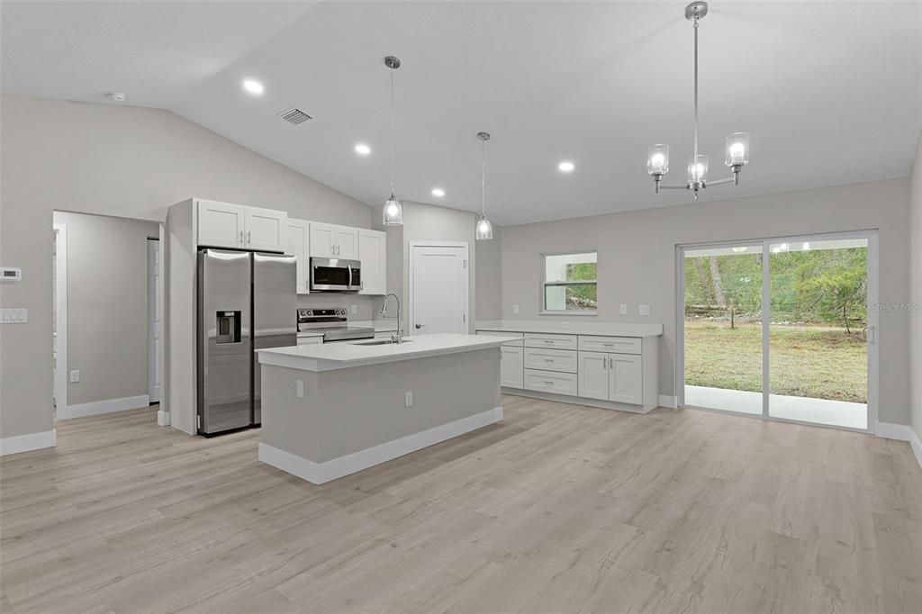Active With Contract: $264,900 (3 beds, 2 baths, 1448 Square Feet)