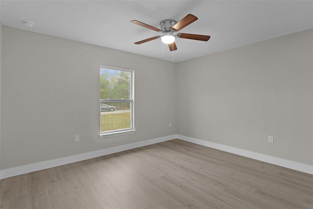 Active With Contract: $264,900 (3 beds, 2 baths, 1448 Square Feet)