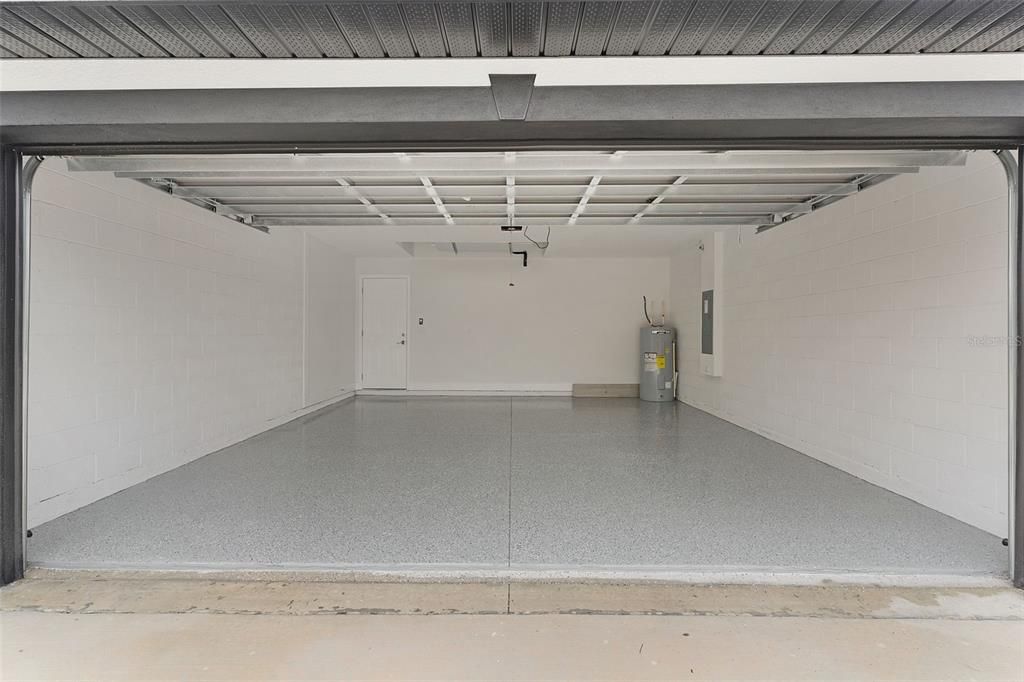 Active With Contract: $264,900 (3 beds, 2 baths, 1448 Square Feet)