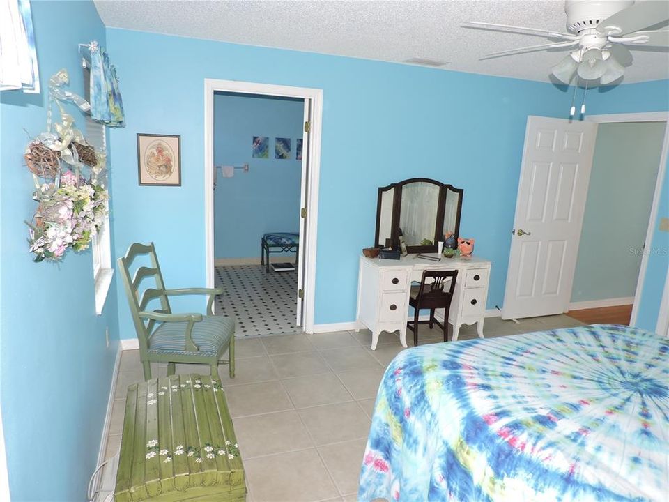 For Sale: $298,700 (3 beds, 2 baths, 1773 Square Feet)