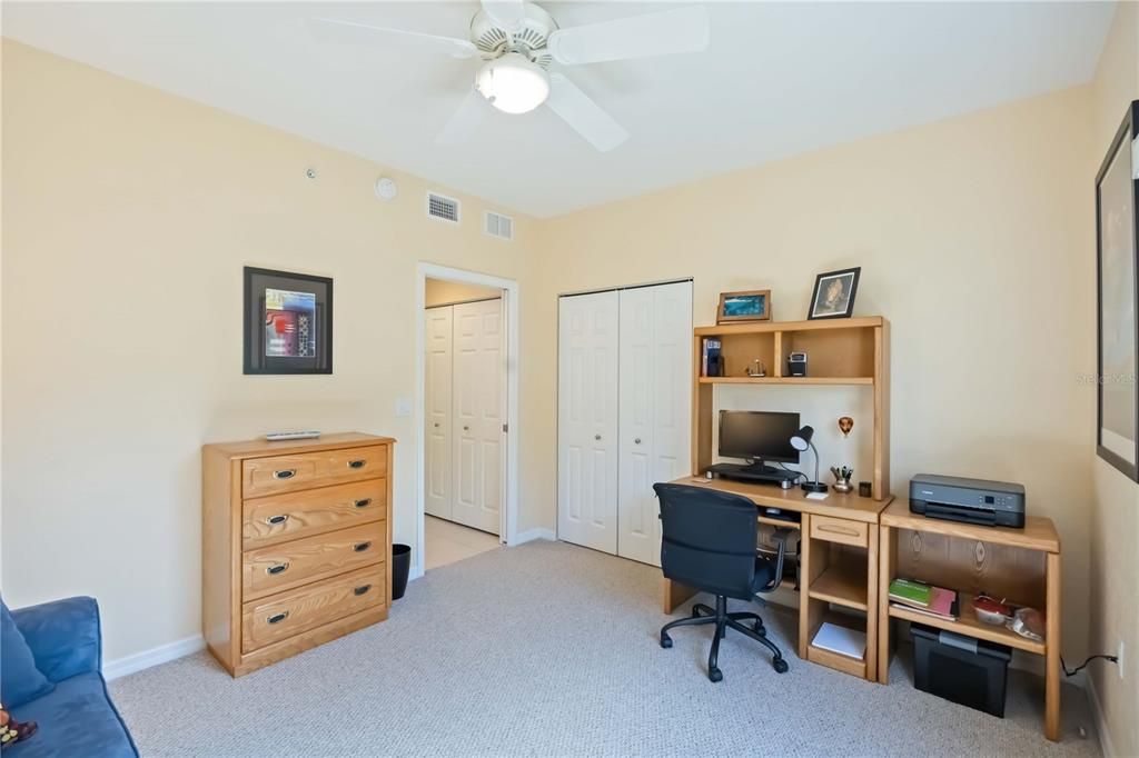 En Venta: $259,900 (2 camas, 2 baños, 1320 Pies cuadrados)