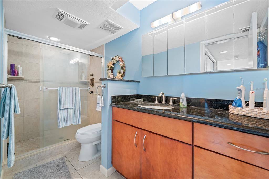 En Venta: $1,275,000 (2 camas, 2 baños, 1510 Pies cuadrados)