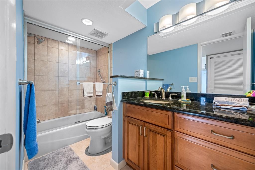 En Venta: $1,275,000 (2 camas, 2 baños, 1510 Pies cuadrados)