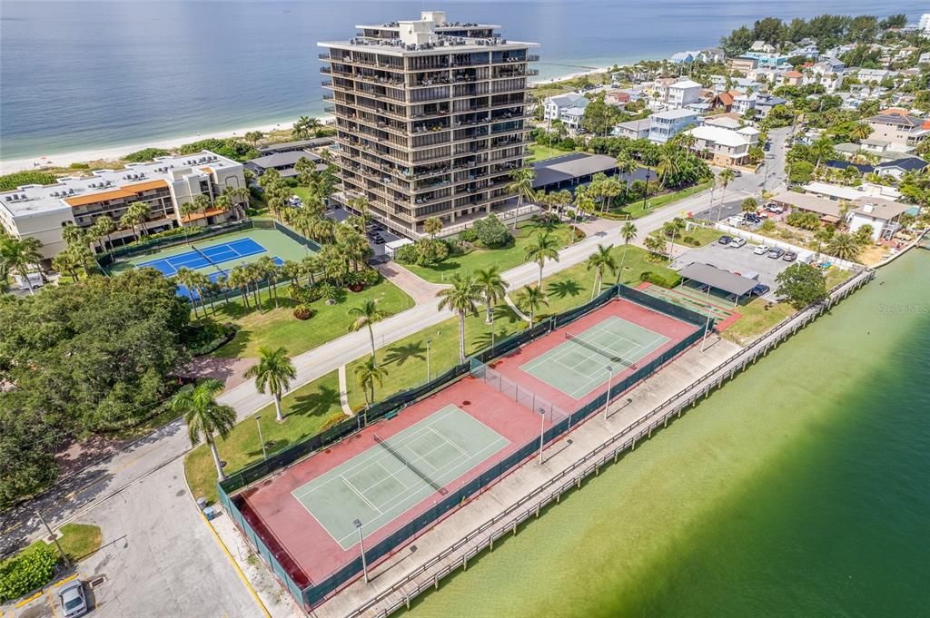 En Venta: $1,275,000 (2 camas, 2 baños, 1510 Pies cuadrados)