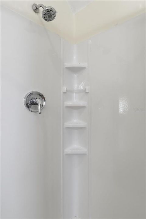 For Sale: $399,000 (3 beds, 3 baths, 1342 Square Feet)