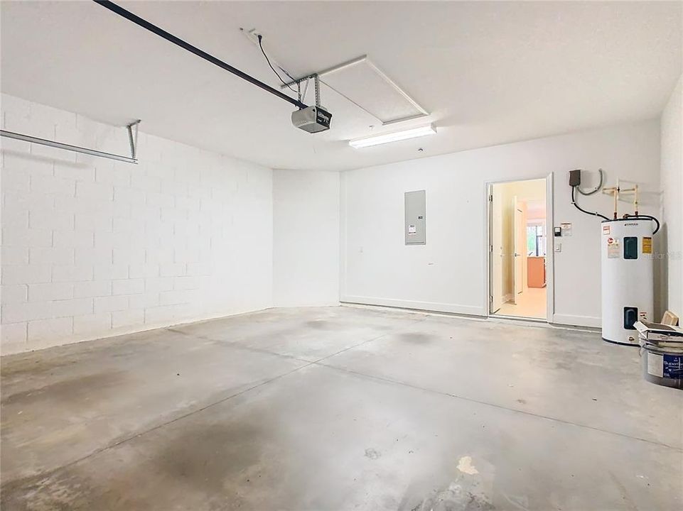 待售: $344,900 (3 贝兹, 2 浴室, 2059 平方英尺)