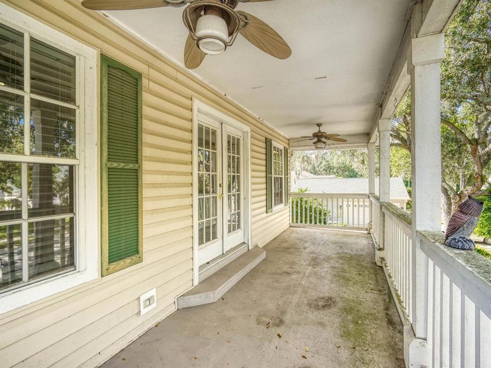 待售: $625,000 (4 贝兹, 2 浴室, 2450 平方英尺)