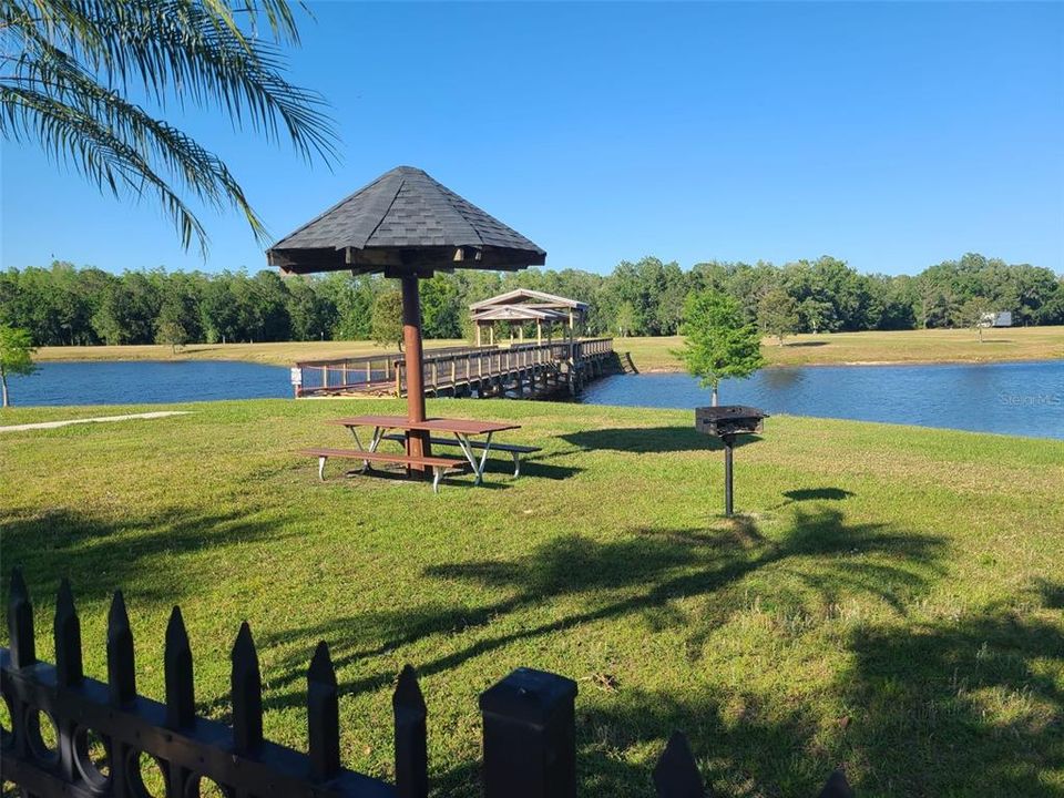 For Rent: $2,200 (3 beds, 3 baths, 1504 Square Feet)