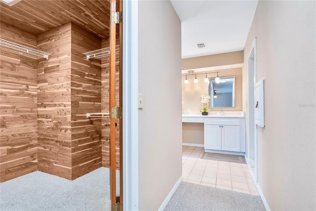 出租: $4,200 (3 贝兹, 3 浴室, 3285 平方英尺)