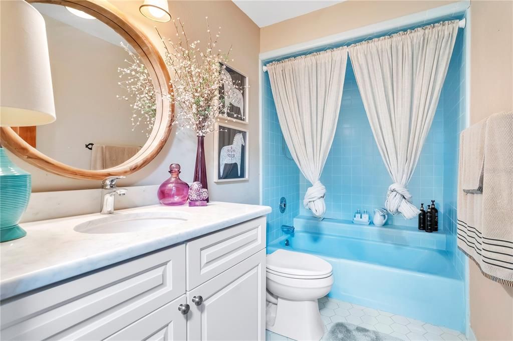 出租: $4,200 (3 贝兹, 3 浴室, 3285 平方英尺)