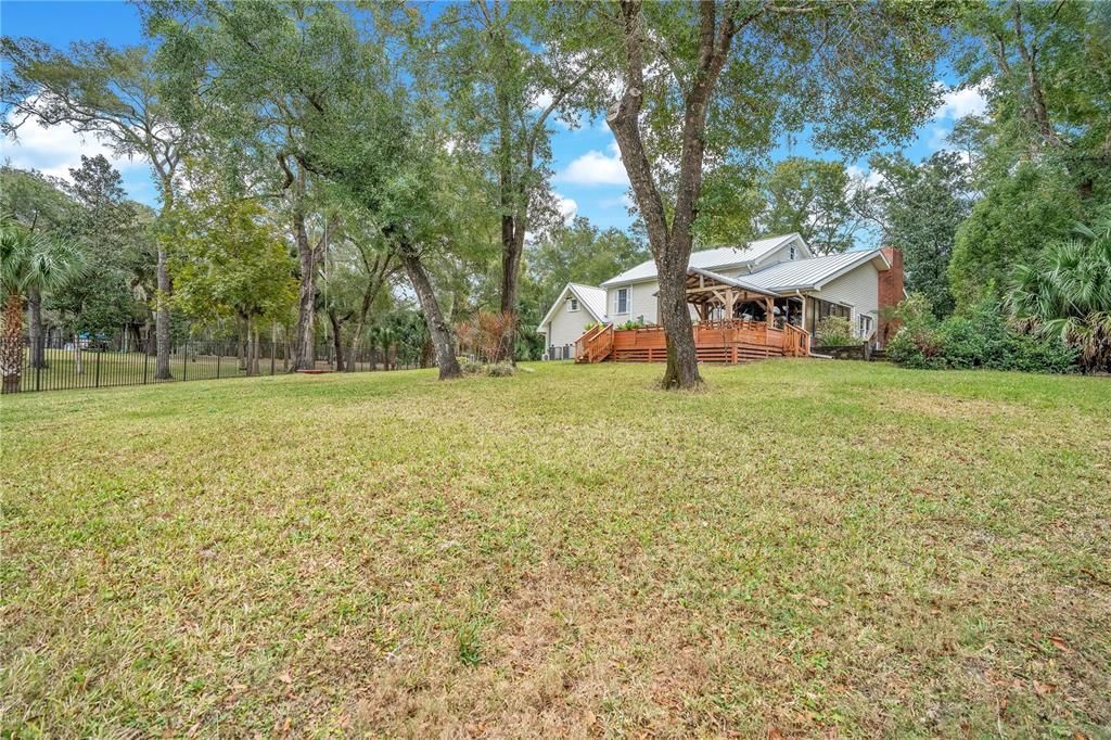 出租: $4,200 (3 贝兹, 3 浴室, 3285 平方英尺)