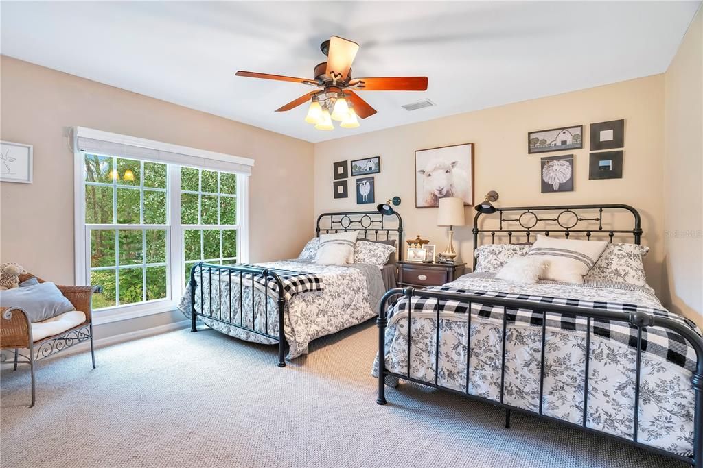 出租: $4,200 (3 贝兹, 3 浴室, 3285 平方英尺)