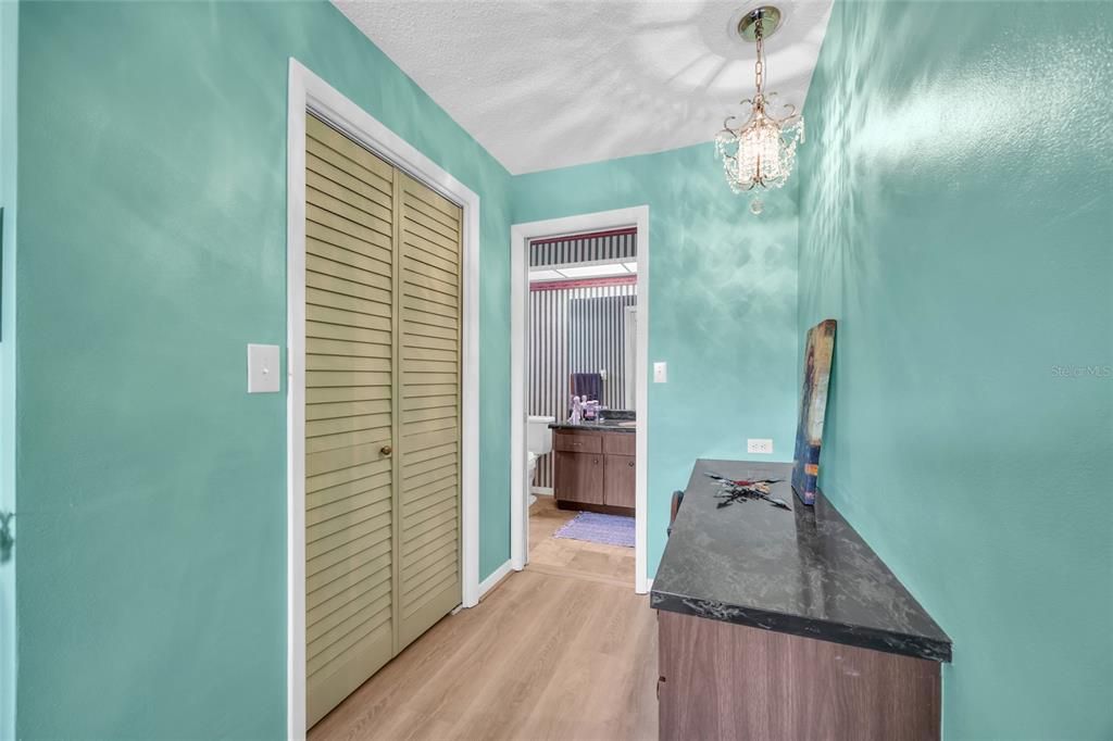 For Sale: $390,000 (2 beds, 2 baths, 1508 Square Feet)