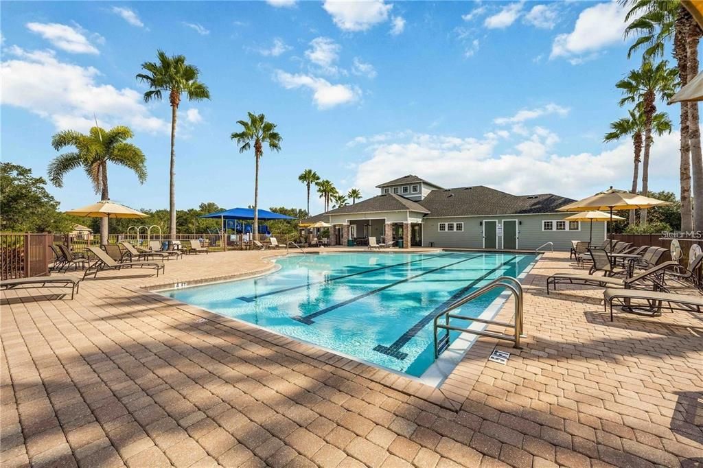 For Sale: $259,900 (3 beds, 2 baths, 1585 Square Feet)