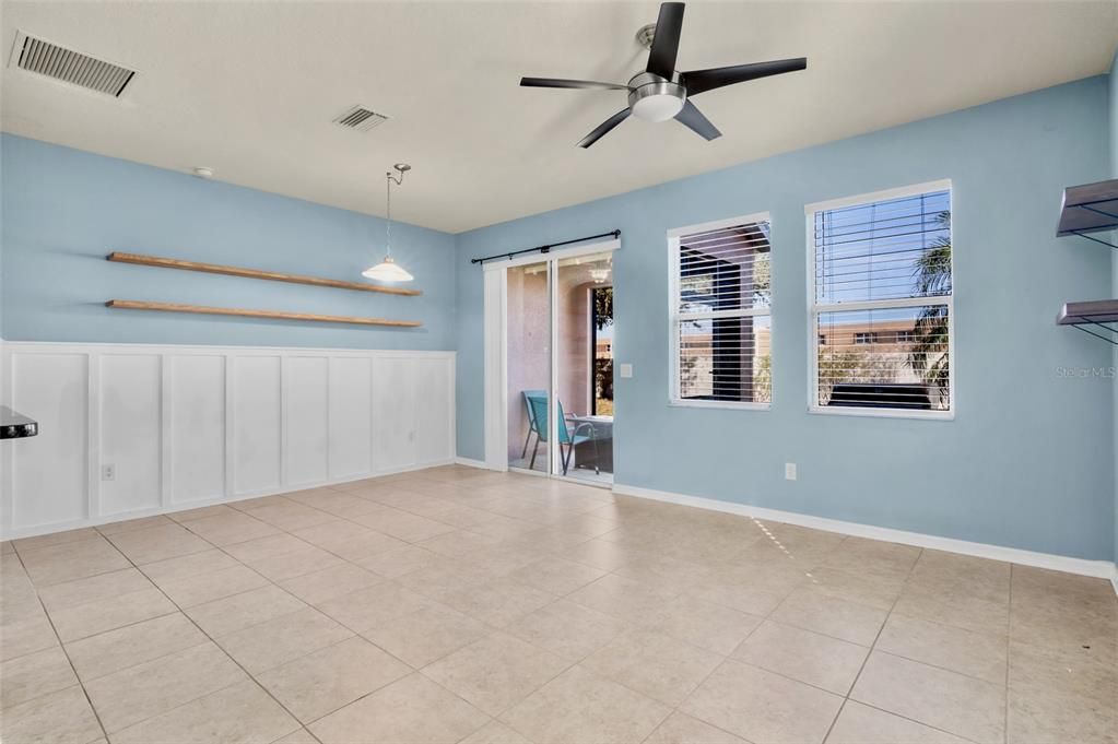 For Sale: $259,900 (3 beds, 2 baths, 1585 Square Feet)