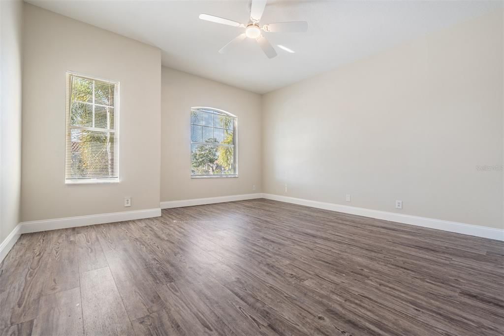 For Sale: $875,000 (4 beds, 3 baths, 3496 Square Feet)