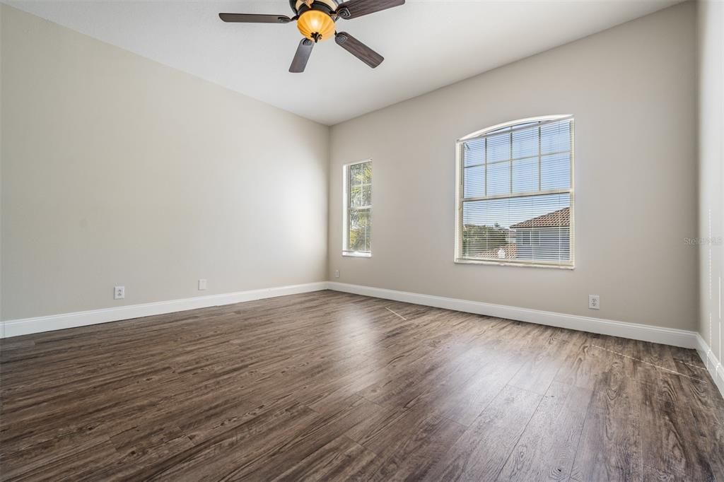 For Sale: $875,000 (4 beds, 3 baths, 3496 Square Feet)