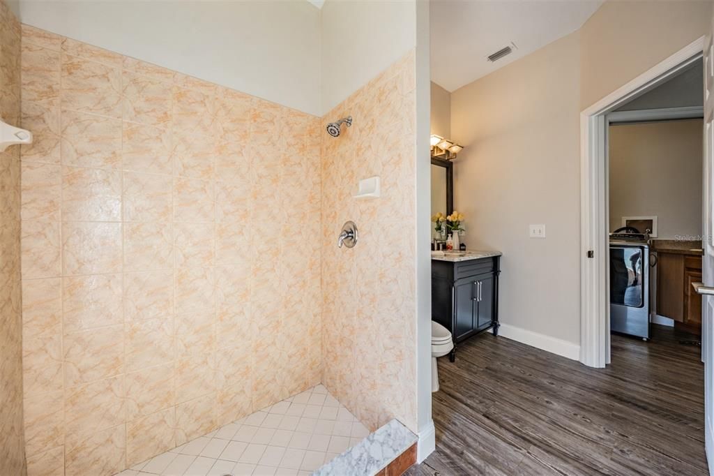 For Sale: $875,000 (4 beds, 3 baths, 3496 Square Feet)