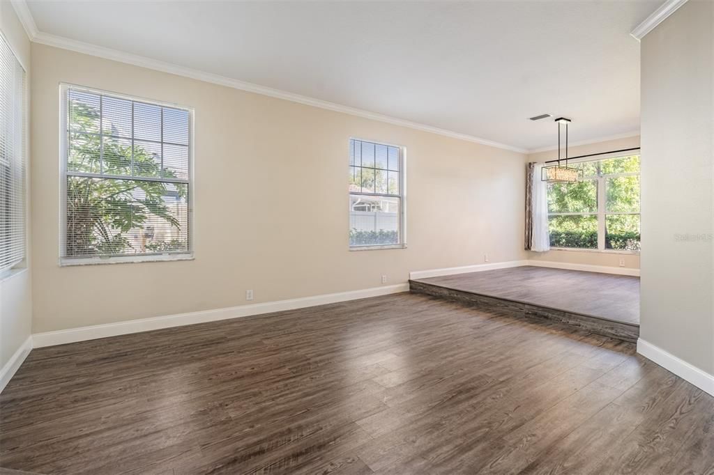 For Sale: $875,000 (4 beds, 3 baths, 3496 Square Feet)