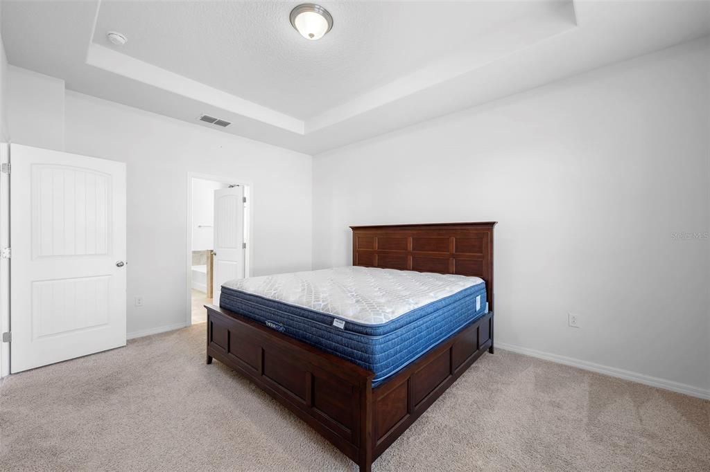 待售: $429,900 (4 贝兹, 3 浴室, 2110 平方英尺)