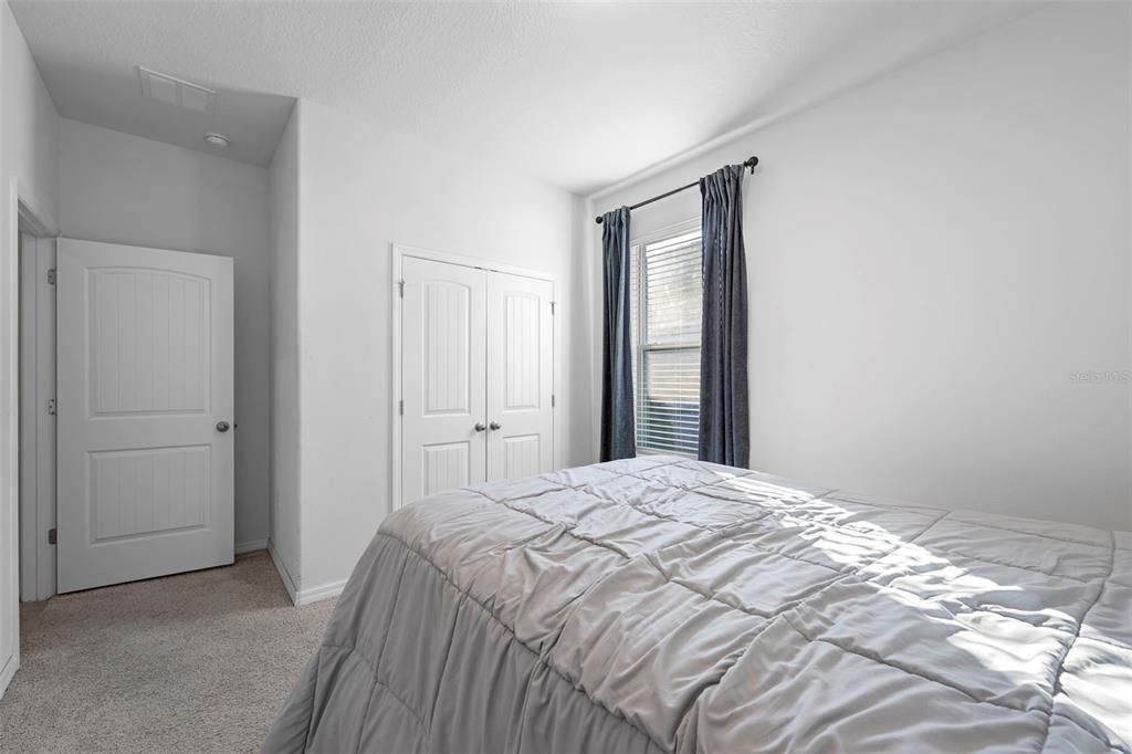 待售: $429,900 (4 贝兹, 3 浴室, 2110 平方英尺)