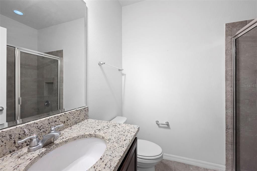 待售: $429,900 (4 贝兹, 3 浴室, 2110 平方英尺)