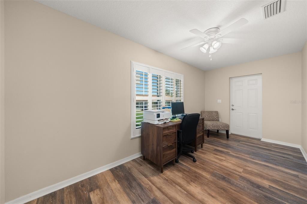 En Venta: $299,500 (2 camas, 2 baños, 1381 Pies cuadrados)