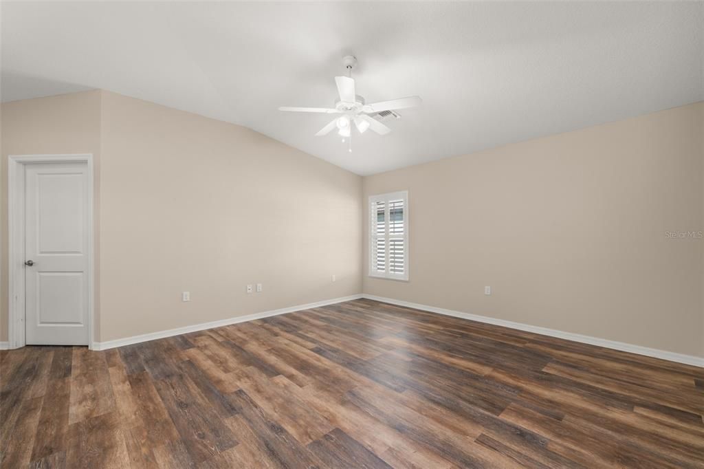 En Venta: $299,500 (2 camas, 2 baños, 1381 Pies cuadrados)