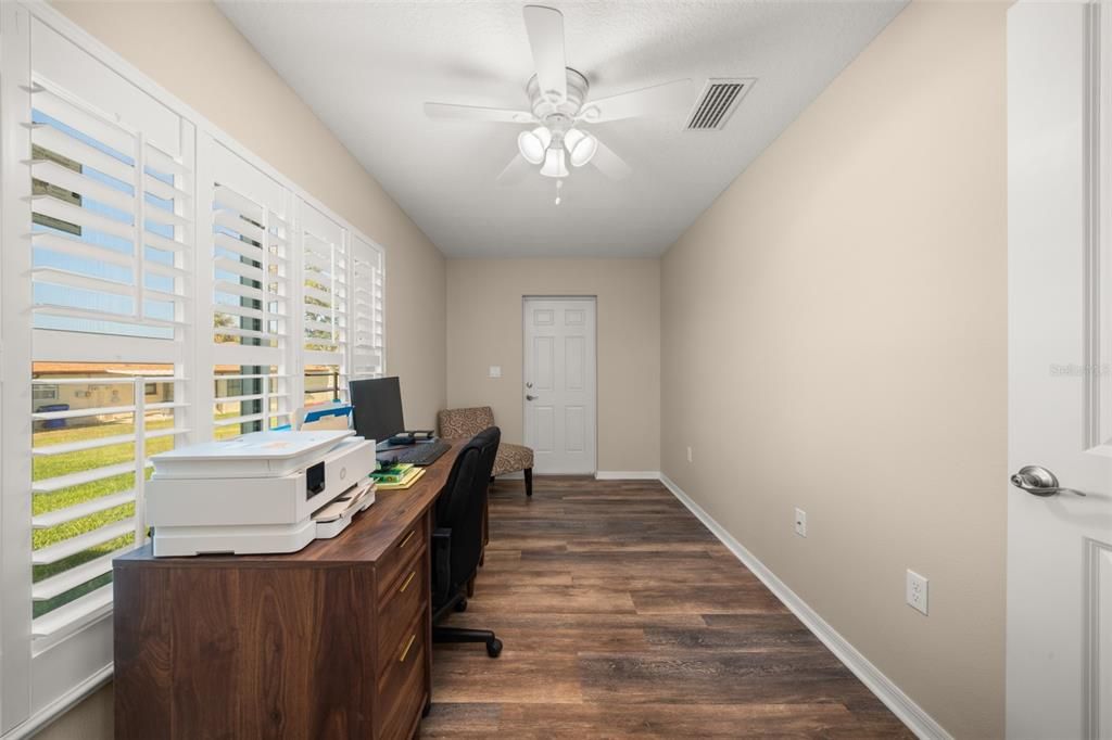 En Venta: $299,500 (2 camas, 2 baños, 1381 Pies cuadrados)