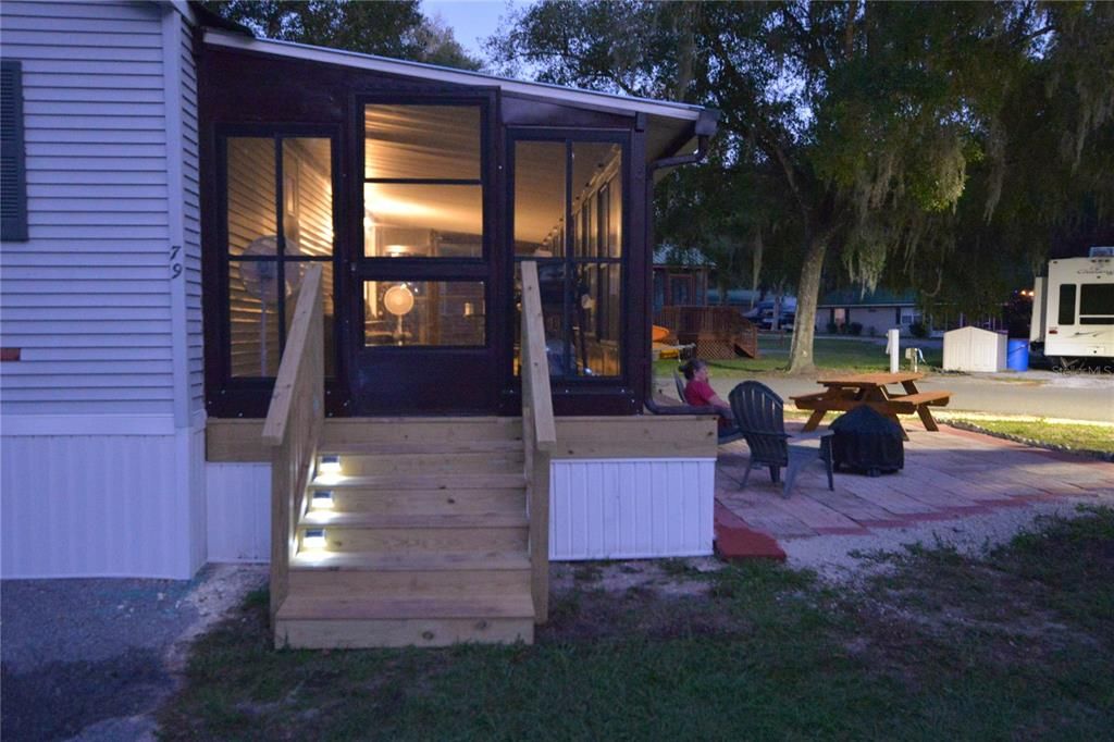 For Sale: $108,000 (1 beds, 1 baths, 396 Square Feet)